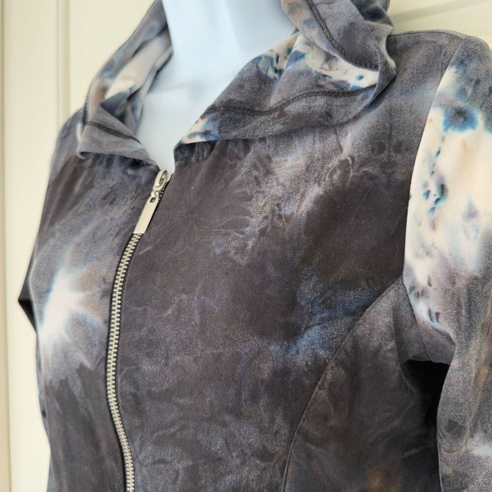 Kristin Crenshaw Black and White Tie Dye Lightweight Zip Up Hoodie - Picture 2 of 11